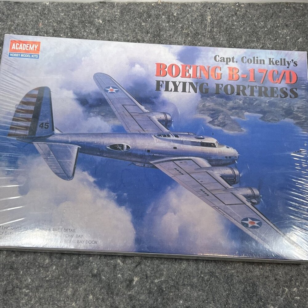 NEW Academy 1/72 Captain Colin Kelly’s Boeing B-17C/D Flying Fortress Model Kit - Picture 8 of 8